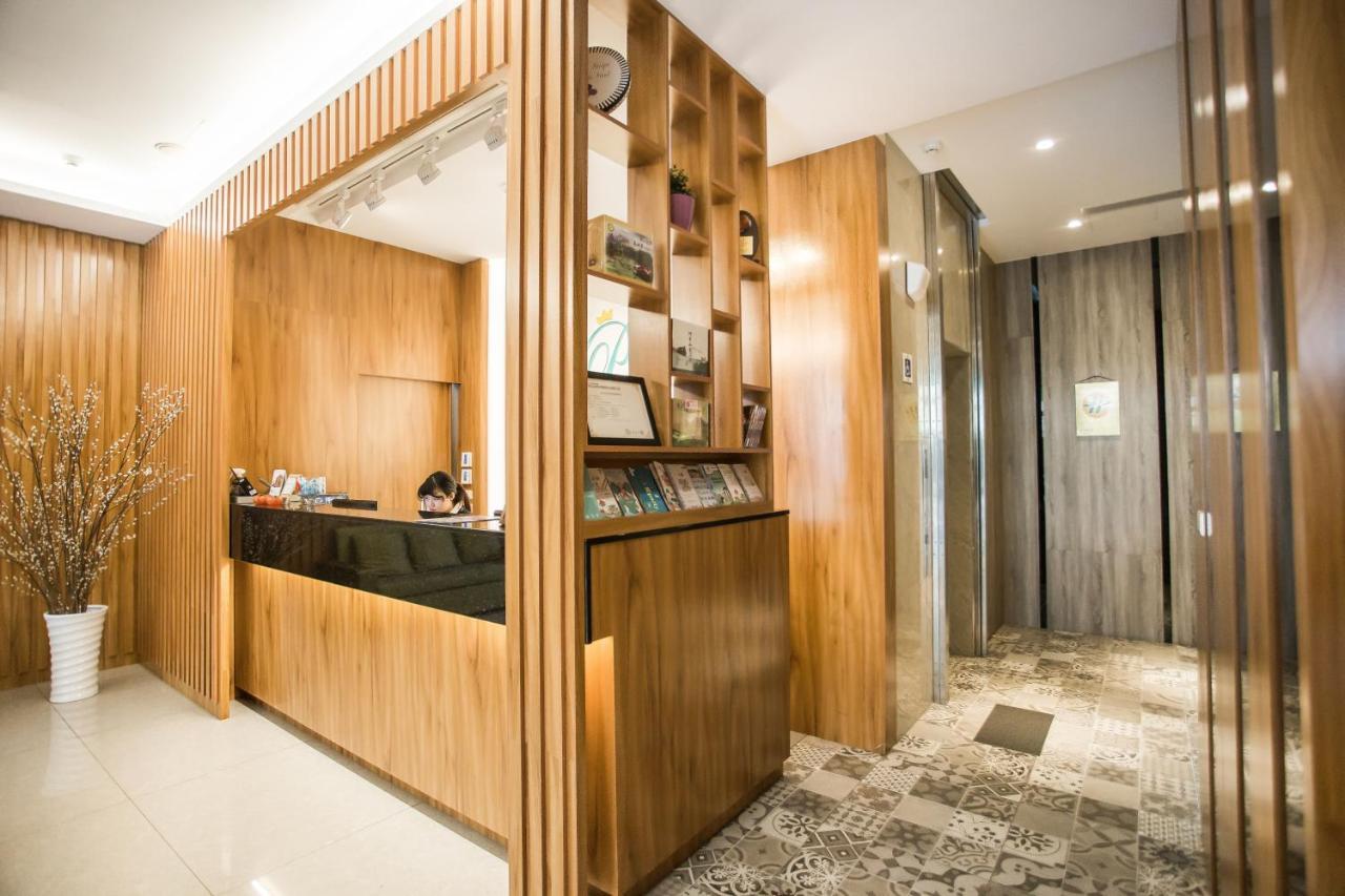 P&E Hotel Tainan Exterior foto